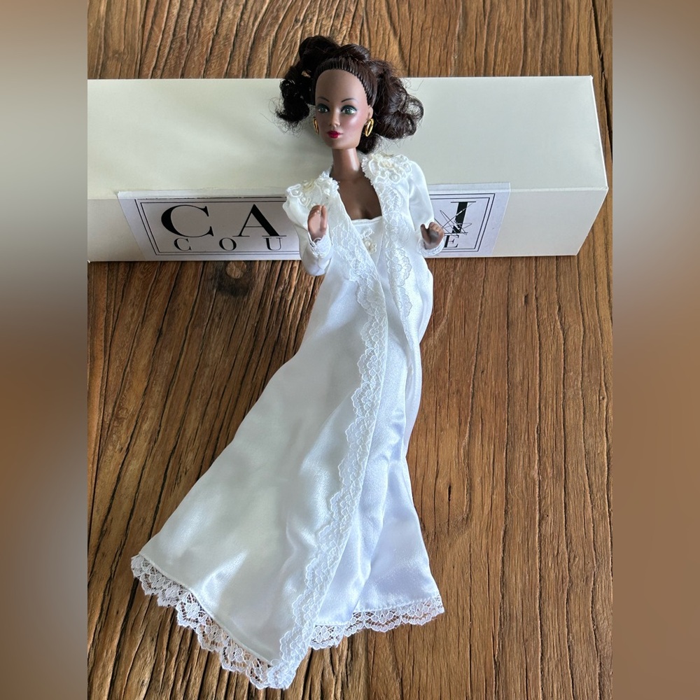 Hamilton design Candi Girls Couture 1995 African American Doll In White Gown HTF